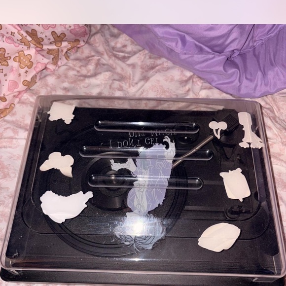 Record Player - Picture 2 of 3